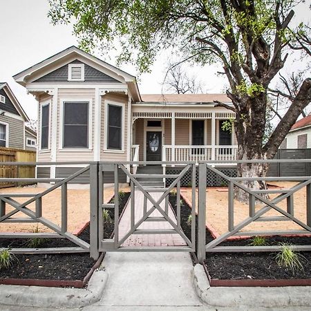 Wyoming St Restored Historic 2Br/1Ba Downtown 圣安东尼奥 外观 照片